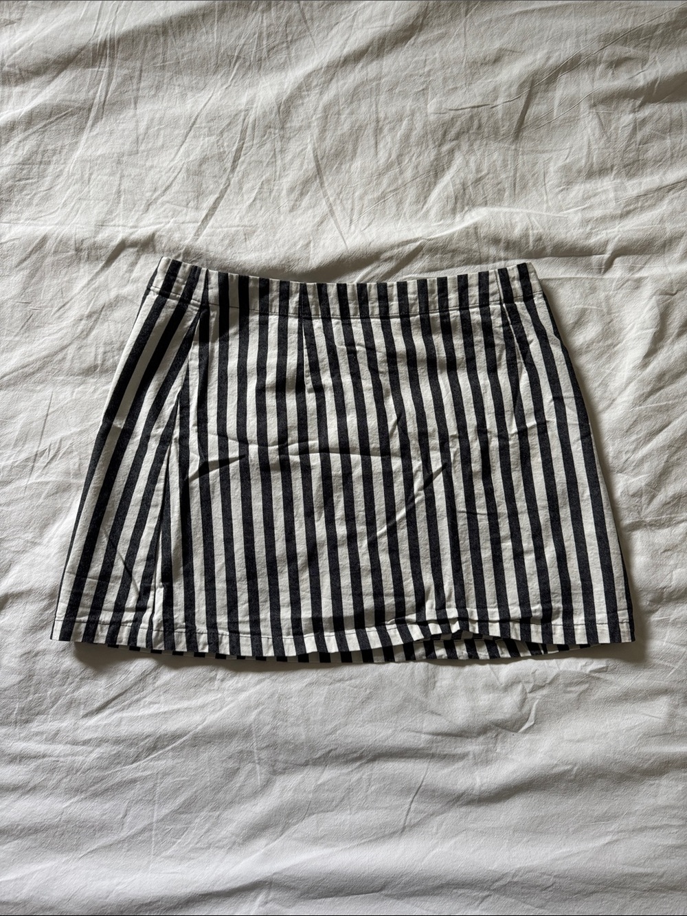 Forever 21 Black and White Striped Mini Skirt